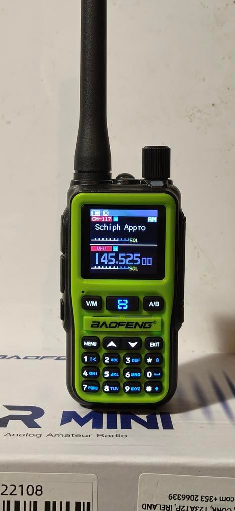 UV5r mini kleinste portofoon/scanner.Geprogrammeerd nieuw!, Telecommunicatie, Portofoons en Walkie-talkies, Ophalen of Verzenden