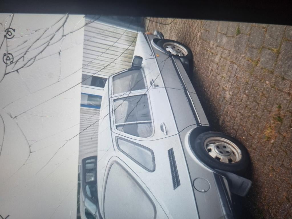 Saab 900 2.0 HB 1985 Grijs, Auto's, Saab, Voorwielaandrijving, 4 cilinders, Saab 900, Handgeschakeld