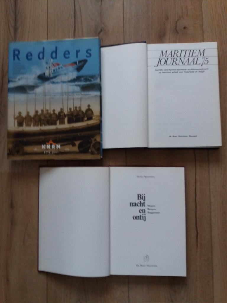 3 verschillende mooie boeken over "Boten"., Ophalen of Verzenden, Gelezen, Verschillende Auteurs., Boot