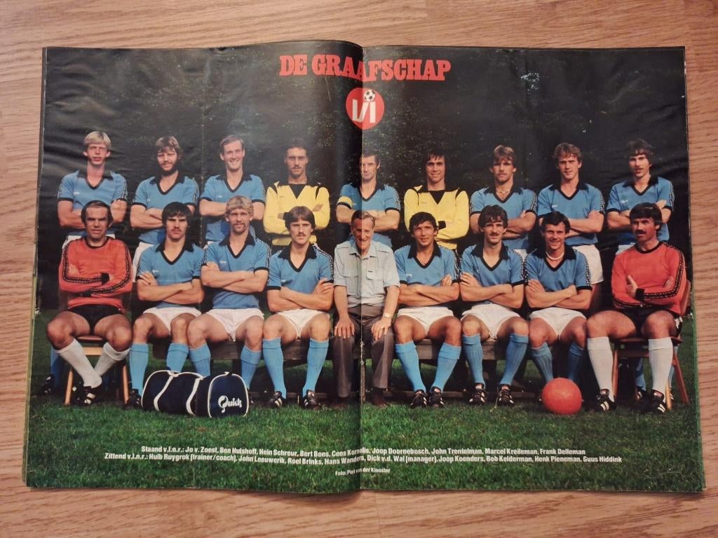 17x oude vintage posters De Graafschap (zie foto's!), Verzamelen, Ophalen of Verzenden, Zo goed als nieuw, Overige binnenlandse clubs