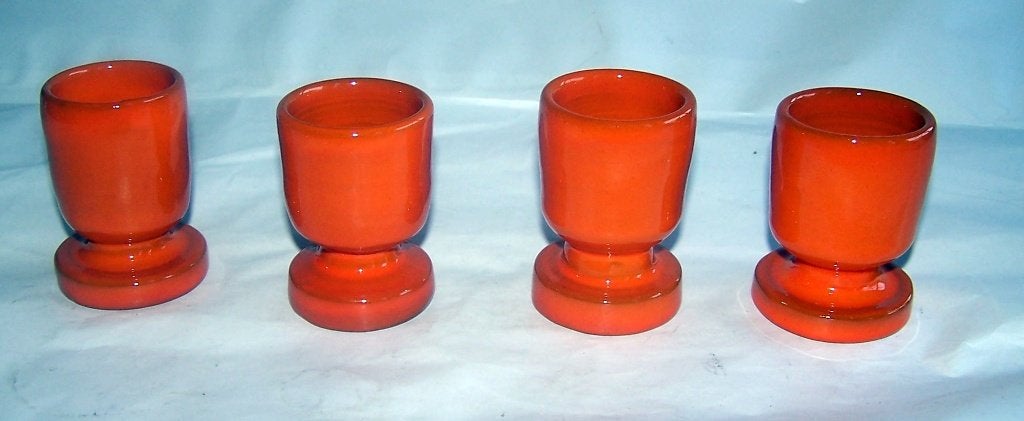Set van 4 vintage jaren 60/70 keramieken oranje eierdopjes., Overige merken, Keramiek, Overige typen, Vintage