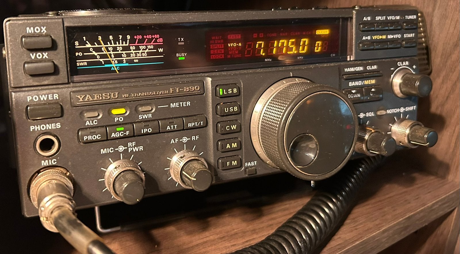 Yaesu ft 890., Telecommunicatie, Zenders en Ontvangers, Ophalen, Zo goed als nieuw