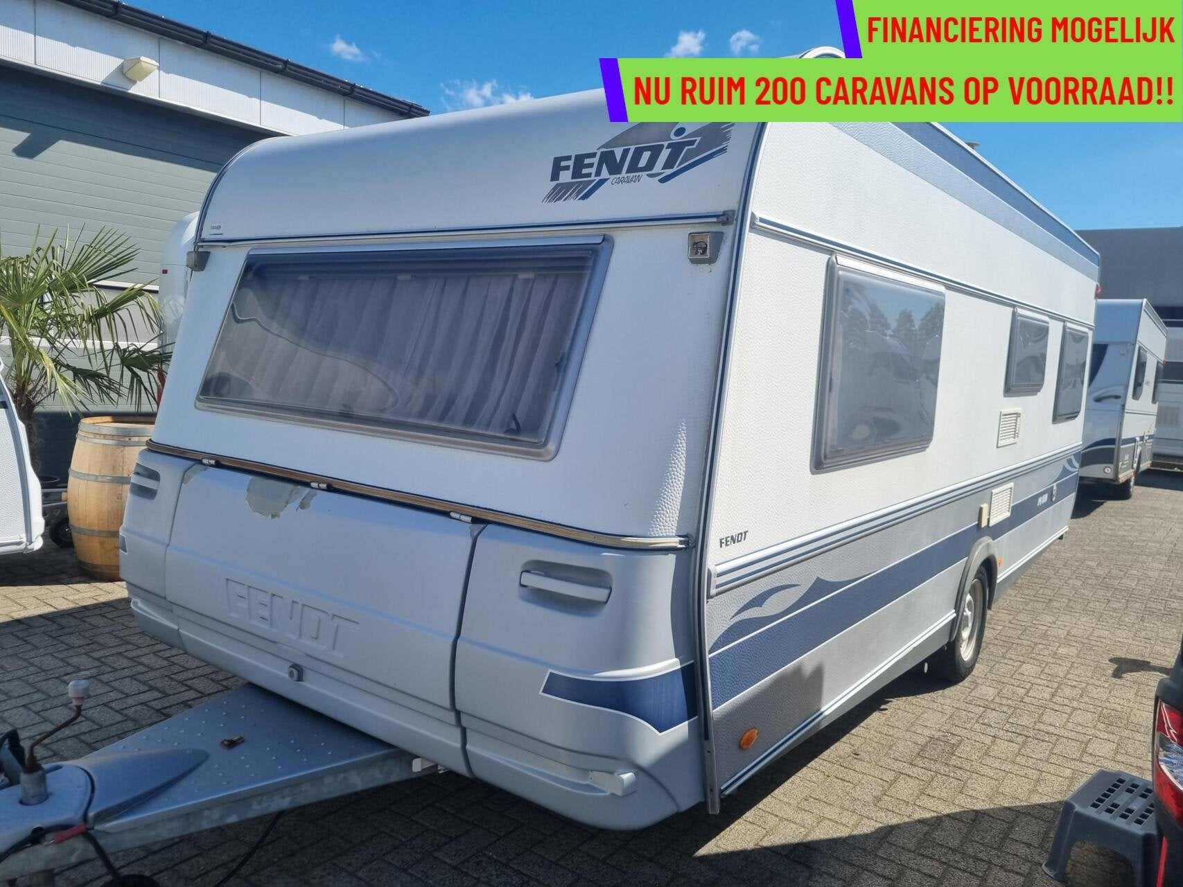 FENDT PLATIN 540 TG MOVER + AIR TENT + ENKELE BEDDEN, Caravans en Kamperen, Caravans, Rondzit, 7 tot 8 meter, Bedrijf, Mover