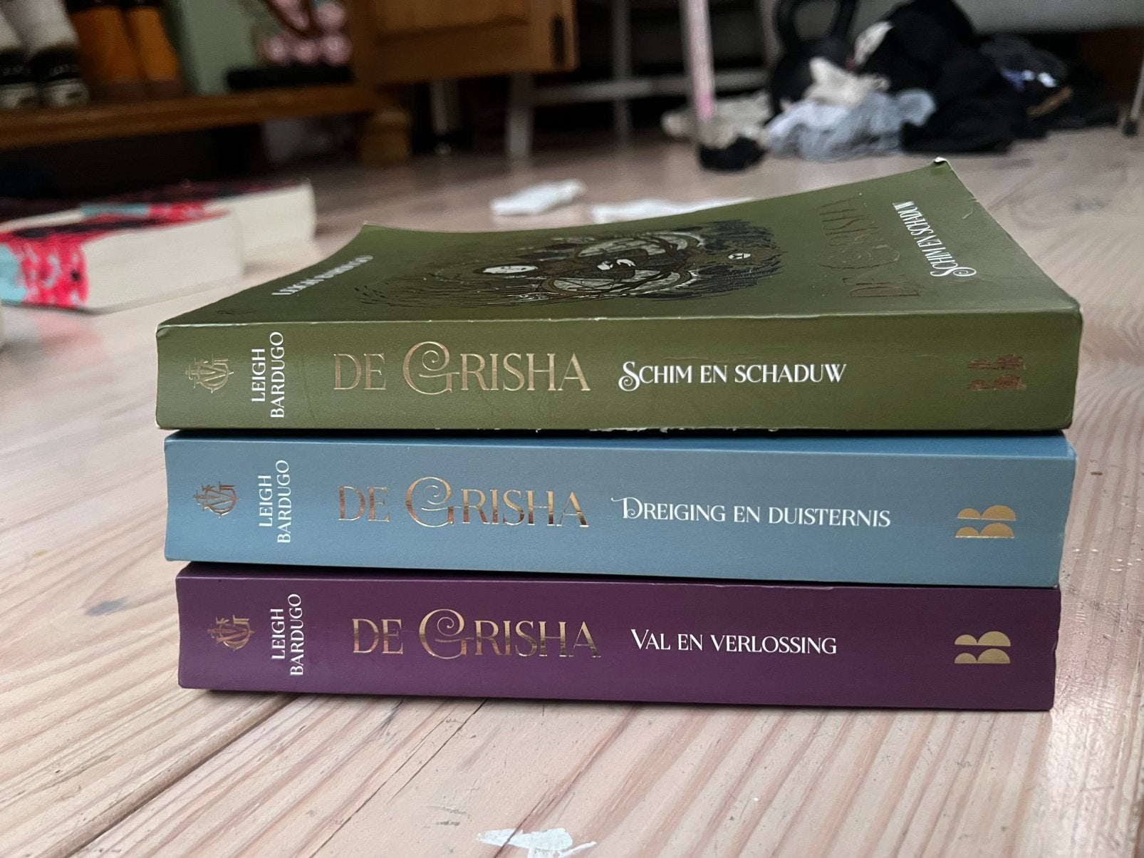 De Grisha, complete serie, Leigh Bardugo, Boeken, Ophalen of Verzenden, Zo goed als nieuw