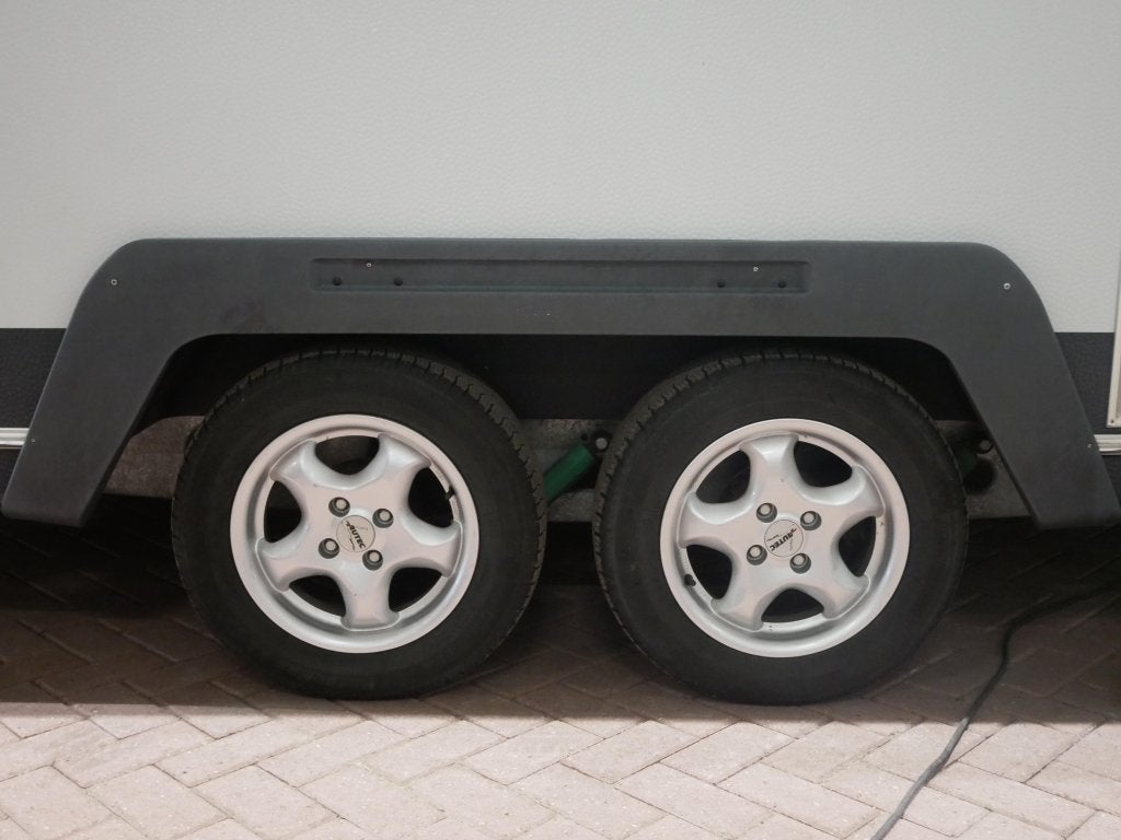 Knaus Deseo Transport Incl. Walker voortent, Tot en met 2, Bedrijf, Treinzit, 750 - 1000 kg
