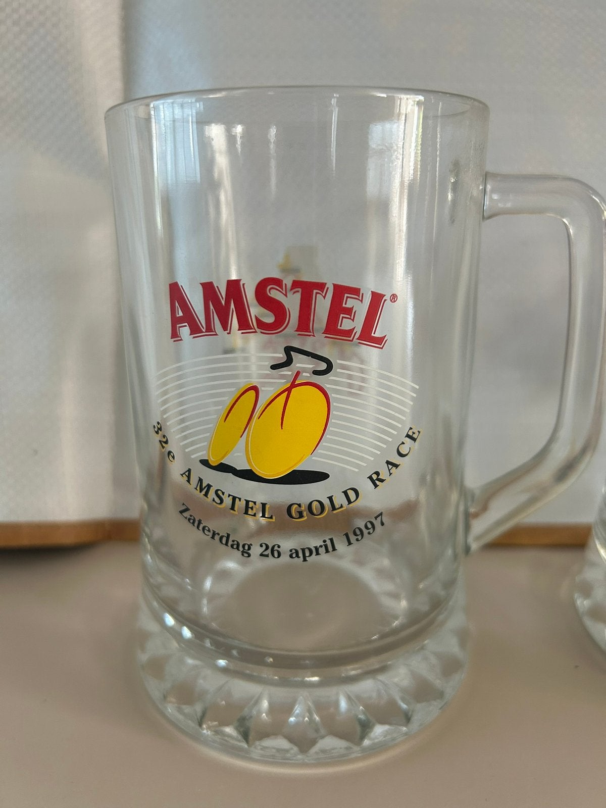 2 Amstel Gold Race bierpullen - Editie 26 april 1997, Ophalen of Verzenden, Zo goed als nieuw, Pul(len), Amstel