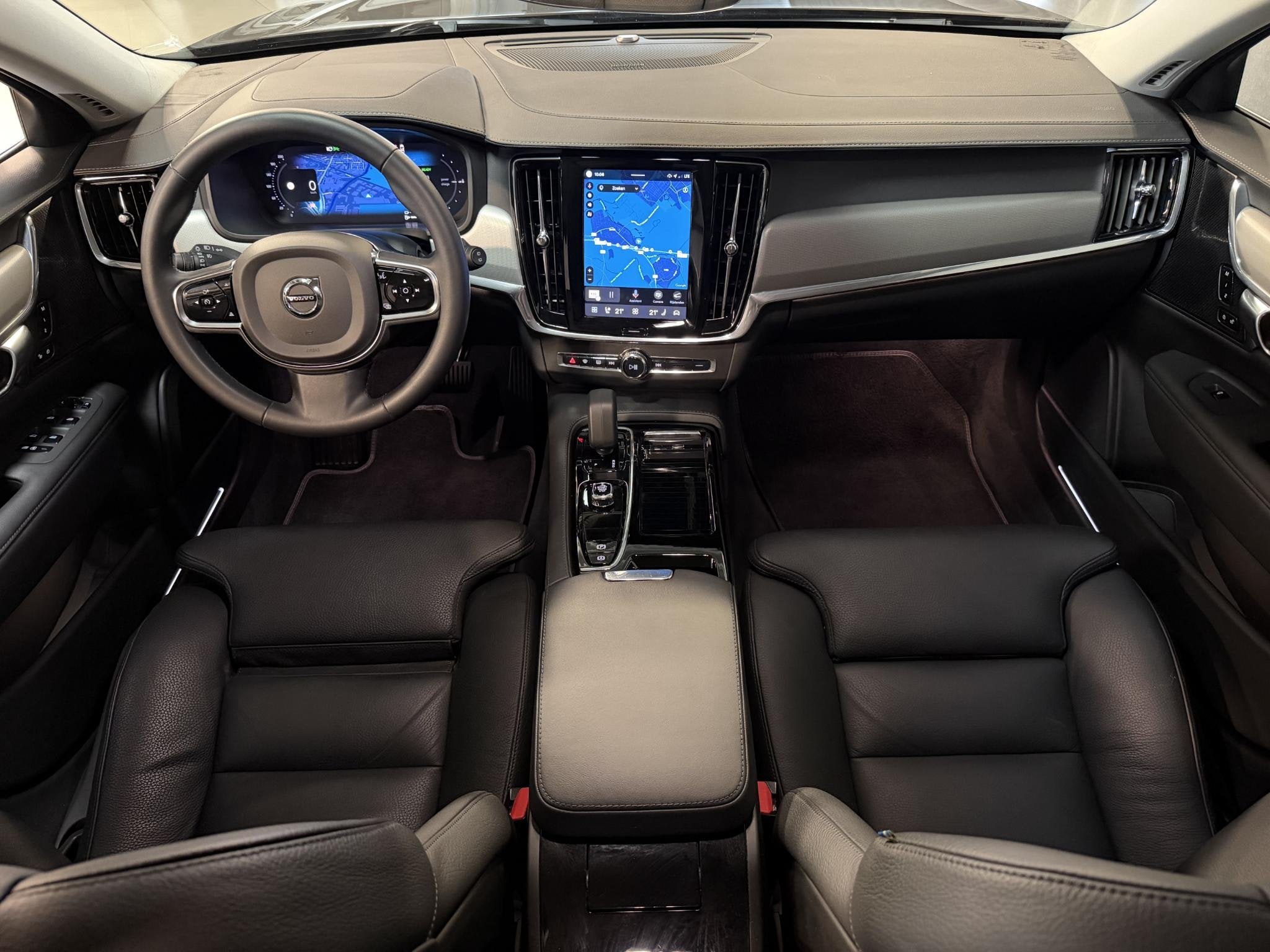 Volvo V90 2.0 T6 PHEV AWD Plus Bright 19"/Leder + memory l +, Automaat, Dealer onderhouden, 4 cilinders, 1969 cc