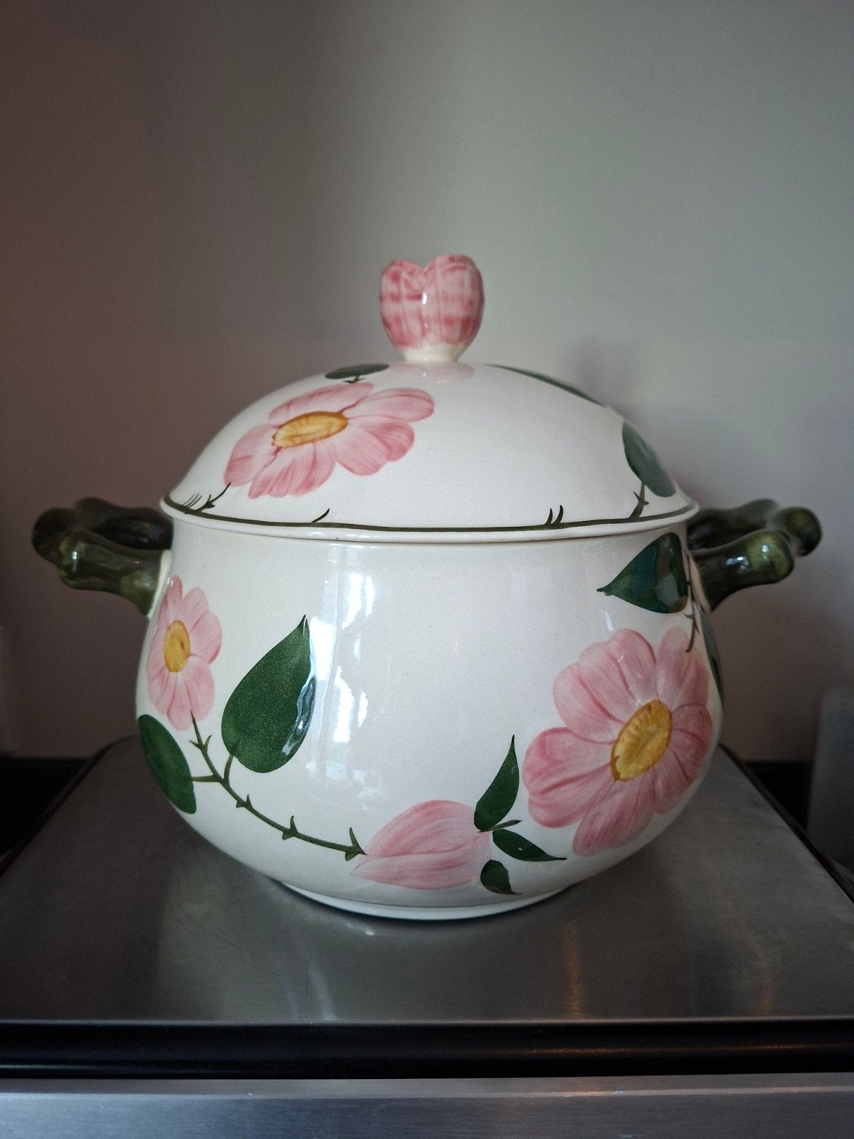 Grote Villeroy & Boch Wild Rose Terrine - Puntgaaf, Ophalen of Verzenden