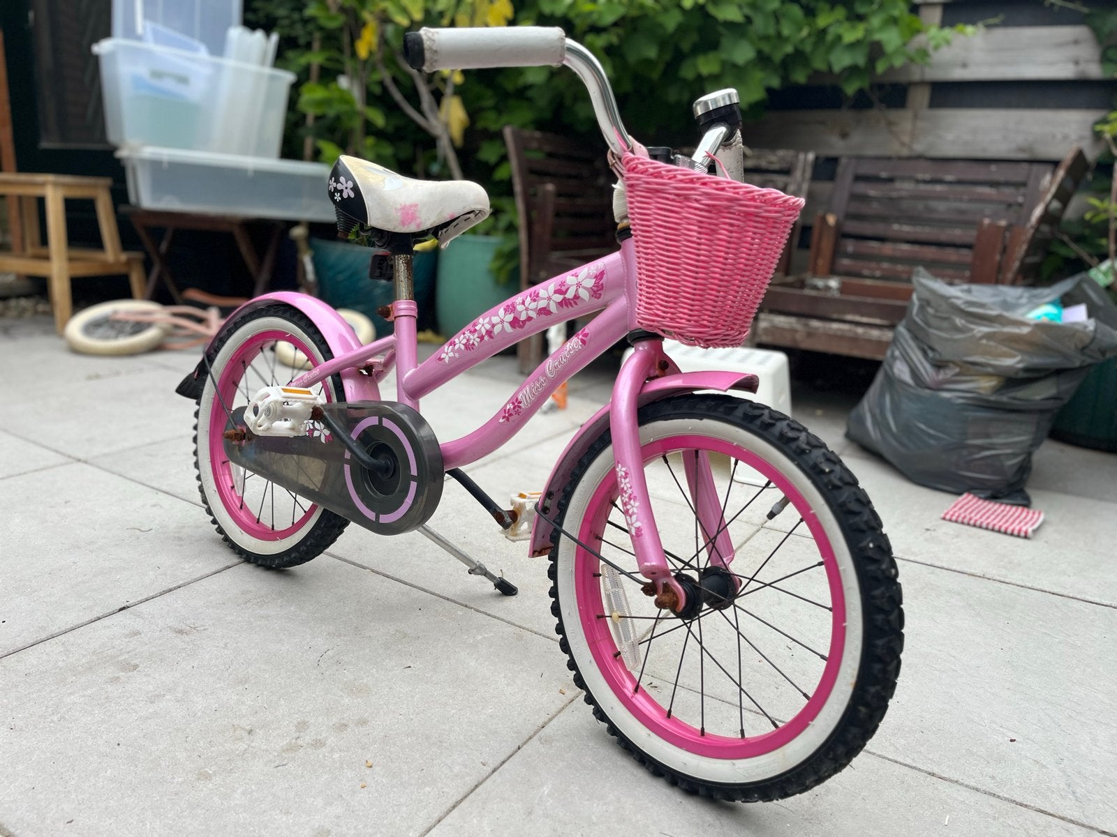 Roze kinderfiets - Popal ‘Miss Cruise' 16 inch met mandje, Fietsen en Brommers, Fietsen | Kinderfietsjes, Ophalen, Gebruikt, Terugtraprem