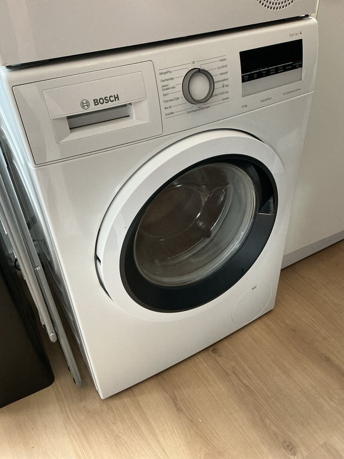 Bosch Serie 4 Wasmachine, Ophalen, Zo goed als nieuw, 85 tot 90 cm, 1200 tot 1600 toeren