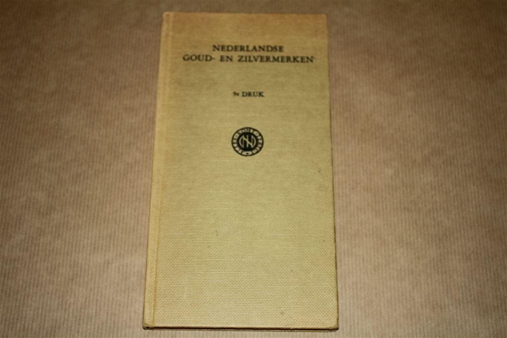 Nederlandse Goud- en Zilvermerken - Elias Voet, Ophalen of Verzenden, Zo goed als nieuw, Overige onderwerpen