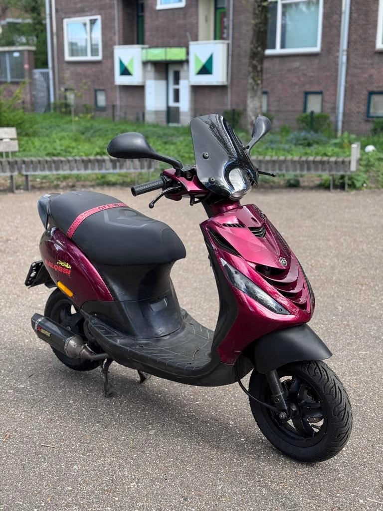 Zip 4T met wok, Ophalen, Zo goed als nieuw, Benzine, Zip