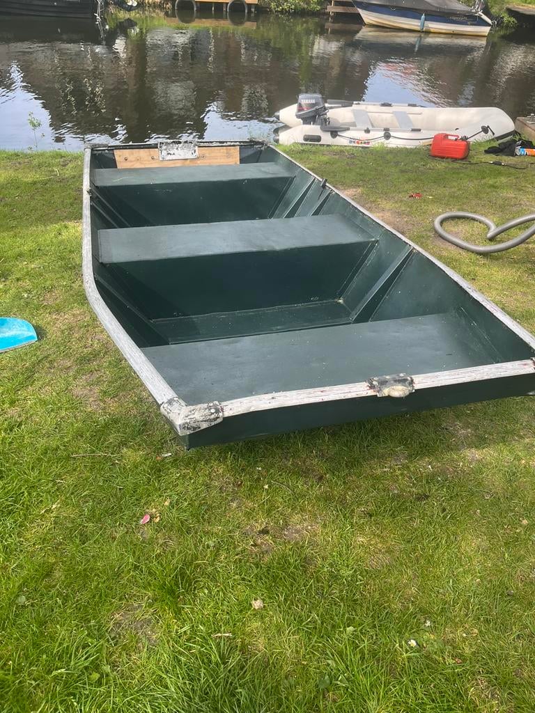 Aluminum platbodem en Polyester boot te koop, Ophalen of Verzenden, Zo goed als nieuw, Minder dan 10 pk, Tot 6 meter