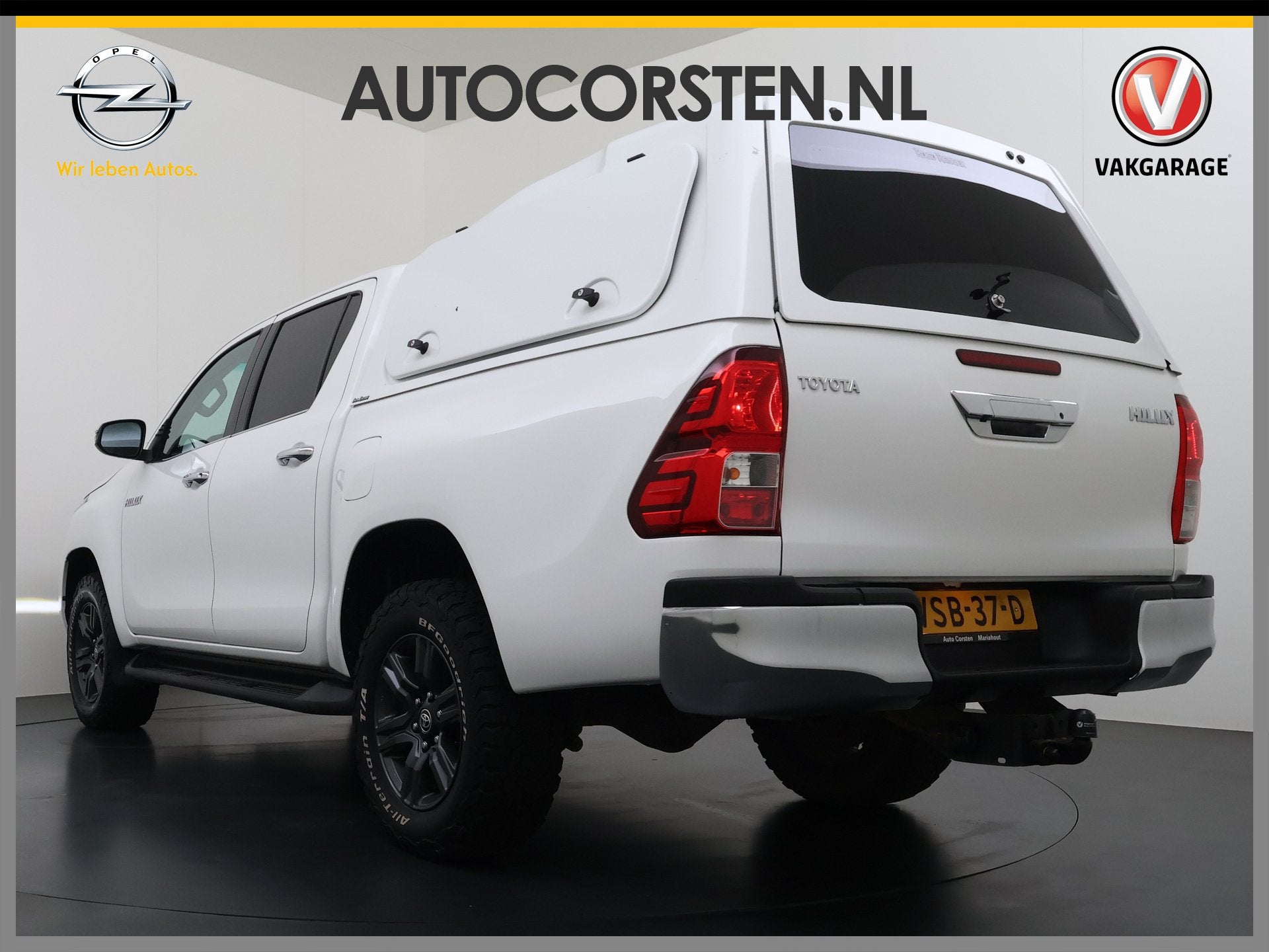 Toyota Hilux 2.4 D-4D 4WD Automaat Double Cab Prof. Lier Can, Stof, Gebruikt, 4 cilinders, 150 pk