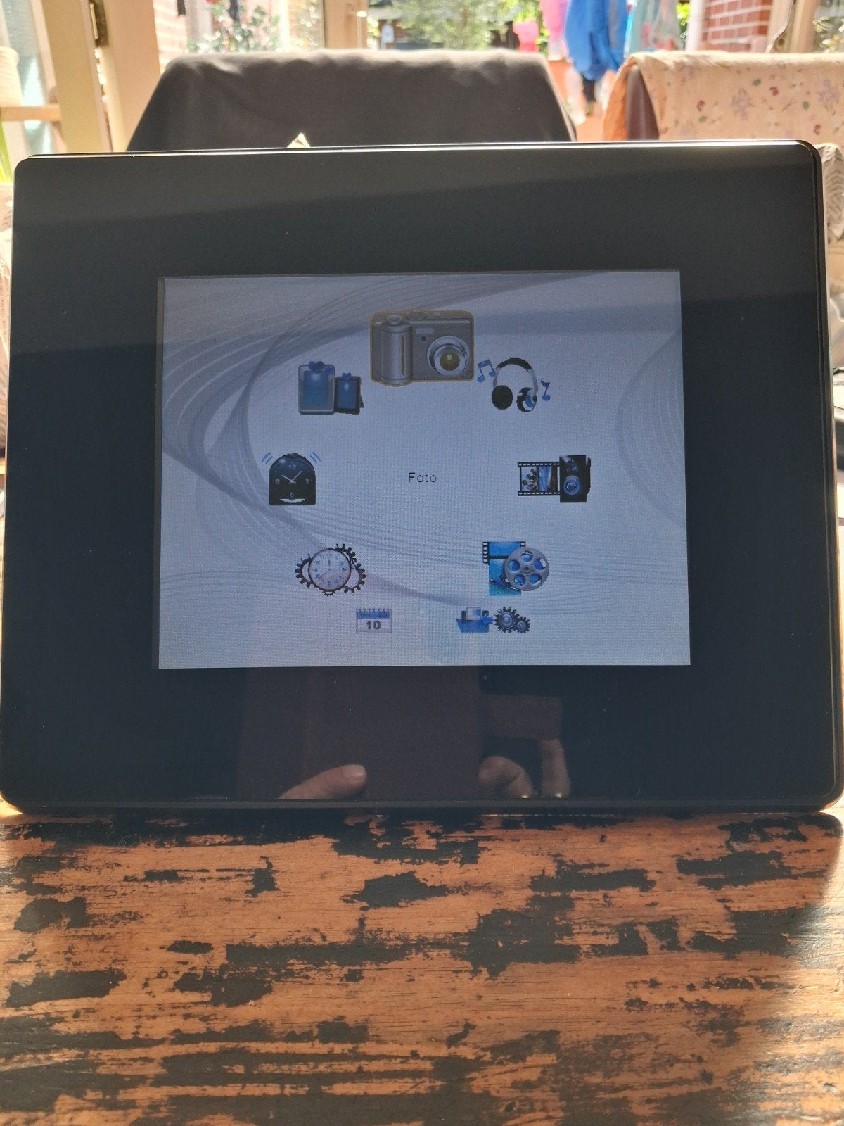 Digitale fotolijst - 8 inch, Klokfunctie, Overige merken, Ophalen of Verzenden, Zo goed als nieuw