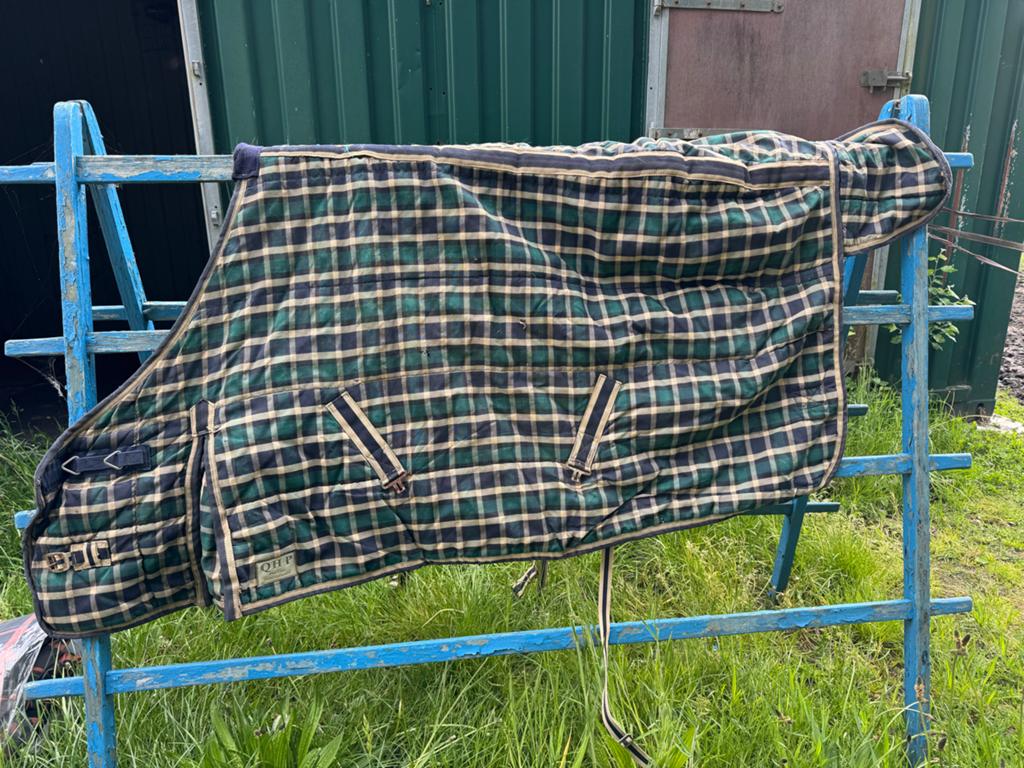 Gebruikte staldeken QHP maat 175, Dieren en Toebehoren, Ophalen of Verzenden, Gebruikt, 200 g, Staldeken
