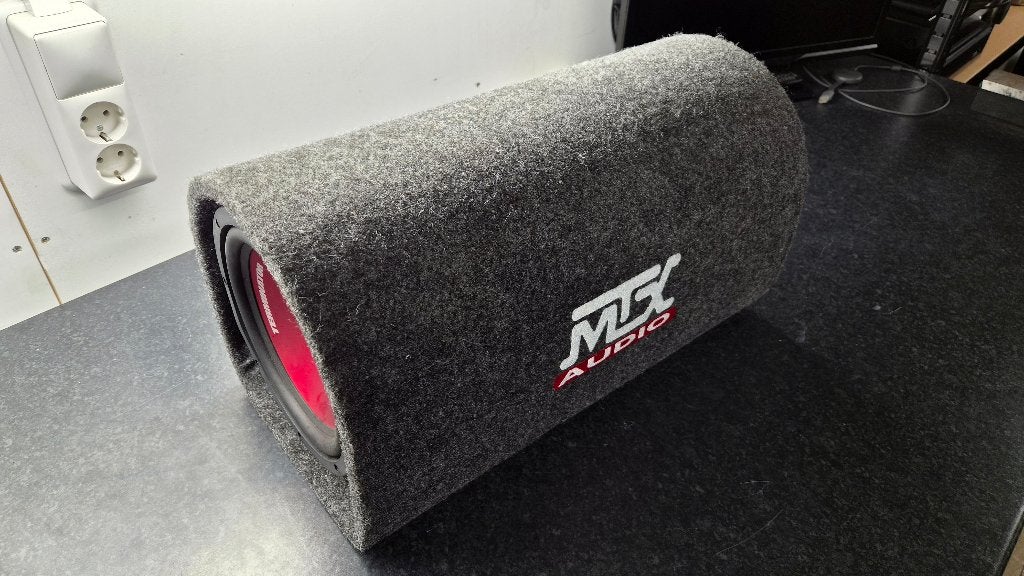 MTX AUDIO TRT8P 20cm Class-D Powered Tube Subwoofer, Auto diversen, Ophalen, Gebruikt