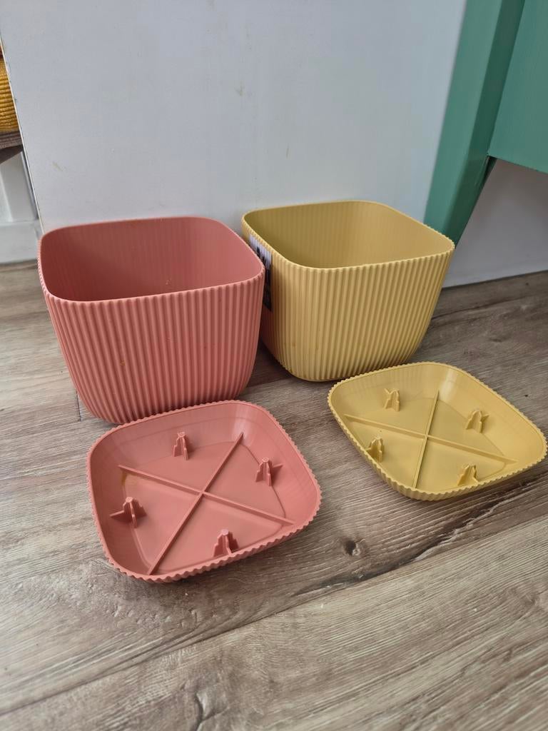 Prachtige set nieuwe bloempot H&S geel en oranje. Potten., Kunststof, Onb, Vierkant, Nieuw