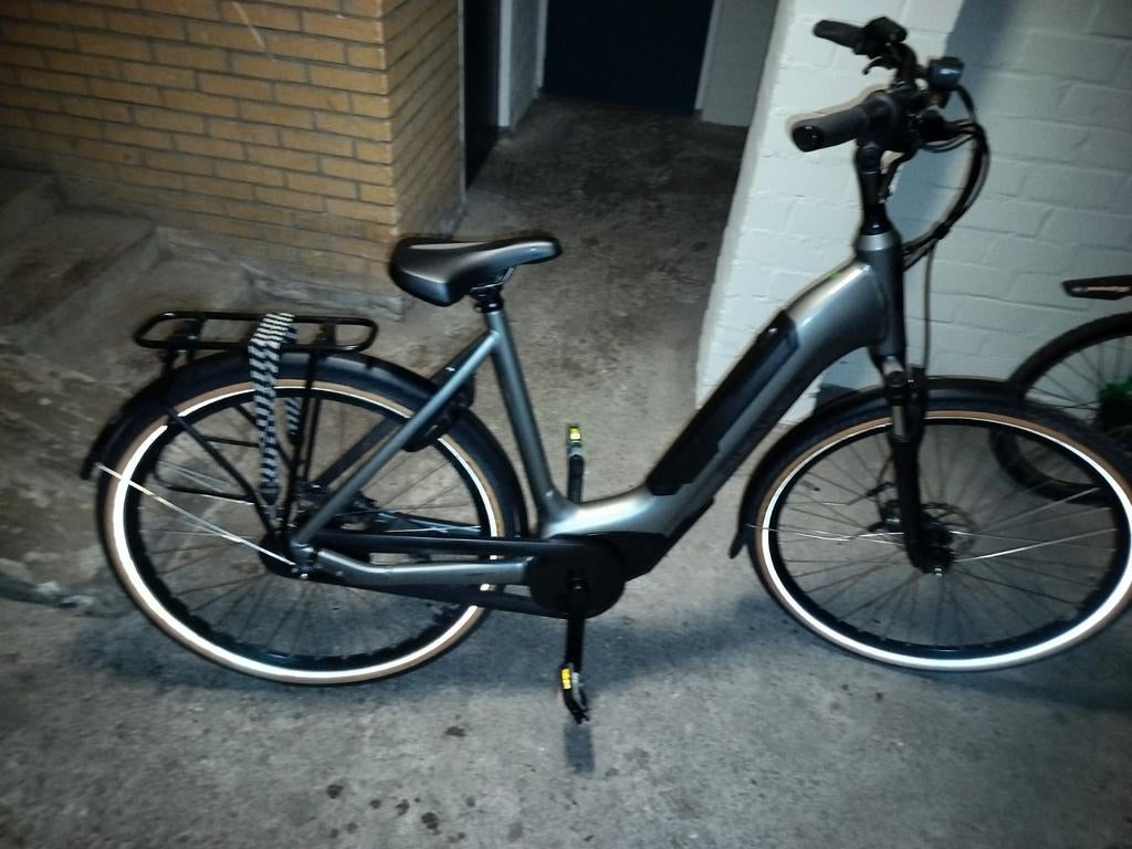 te koop  Sparta c-Grid Energy zgn, Fietsen en Brommers, Elektrische fietsen, Ophalen, Sparta, Zo goed als nieuw, 50 km per accu of meer