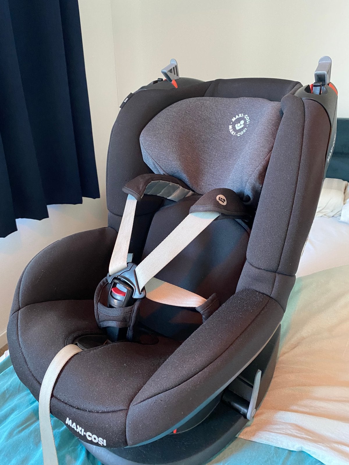 Maxi-Cosi Tobi Autostoeltje - zwart, Ophalen, 9 t/m 18 kg, Slaapstand, Maxi-Cosi