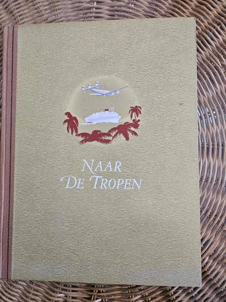 Naar de Tropen - Douwe Egberts - ca. 1950 COMPLEET alle pl., Ophalen of Verzenden, Gelezen