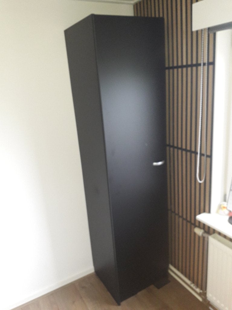 Te koop Kledingkast, Ophalen, Minder dan 50 cm, Met deur(en), Zo goed als nieuw