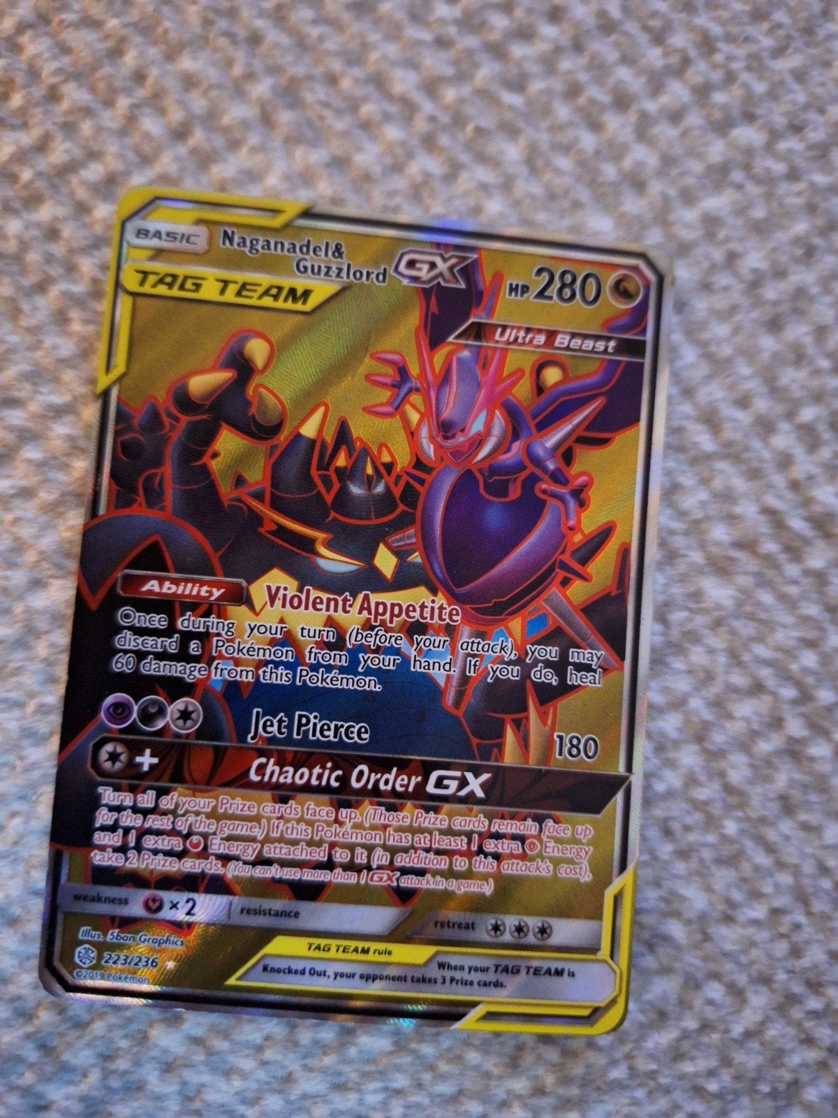 Naganadel & Guzzlord GX 223/236 - Full Art Ultra Rare - Besp, Ophalen of Verzenden, Gebruikt
