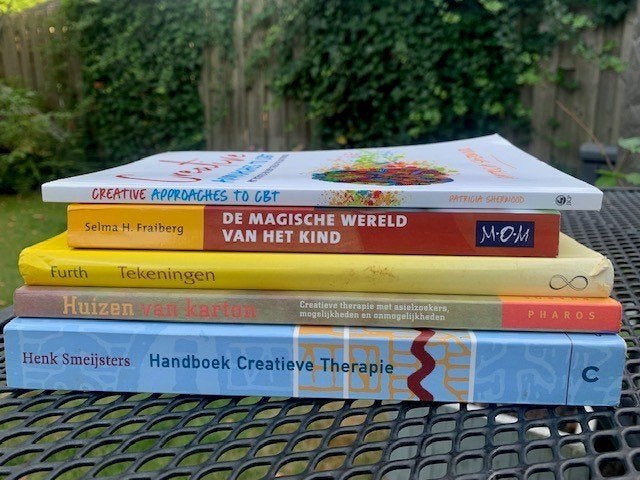 Diverse boeken creatieve / beeldende therapie, Boeken, Gelezen, Diverse auteurs, Beta, HBO