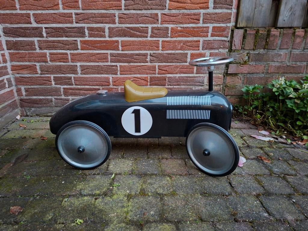 Vilac metalen loopauto, Ophalen