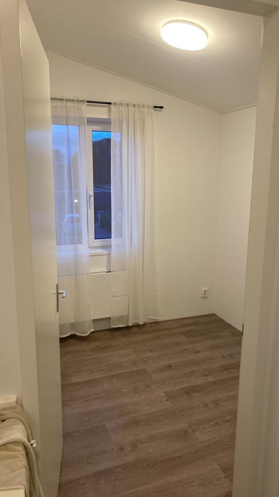 kamer te huur/ room for rent, Huizen en Kamers, Kamers te huur