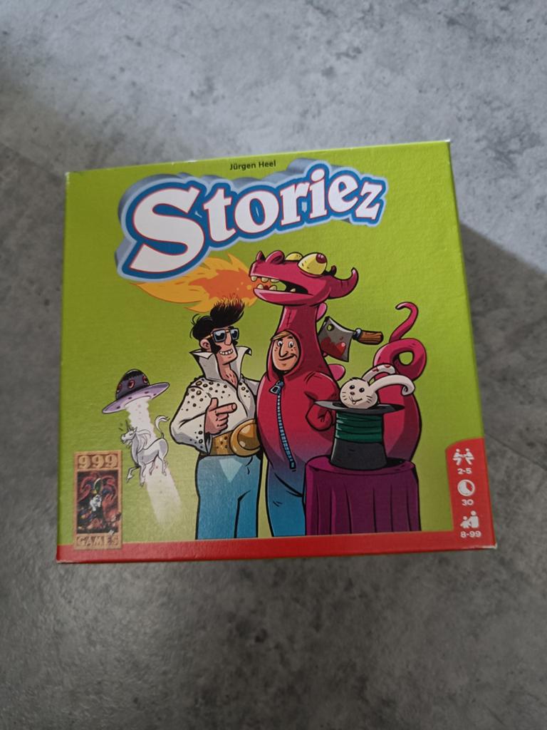 Storiez: Creatief Verhalen Vertellen Bordspel, Een of twee spelers, Ophalen of Verzenden, Zo goed als nieuw, 999 Games