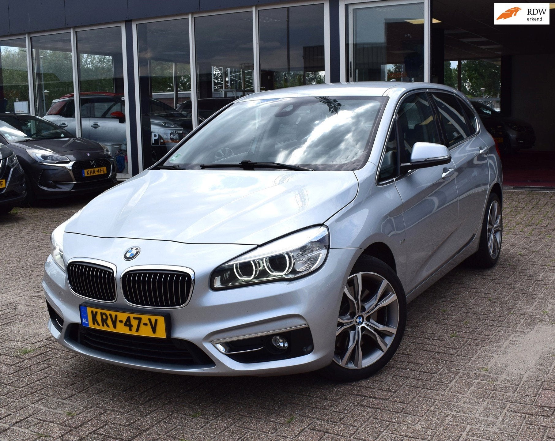 BMW 2-serie Active Tourer 225i xDrive Active Tourer Luxury L, Auto's, Automaat, 1998 cc, Gebruikt, 4 cilinders