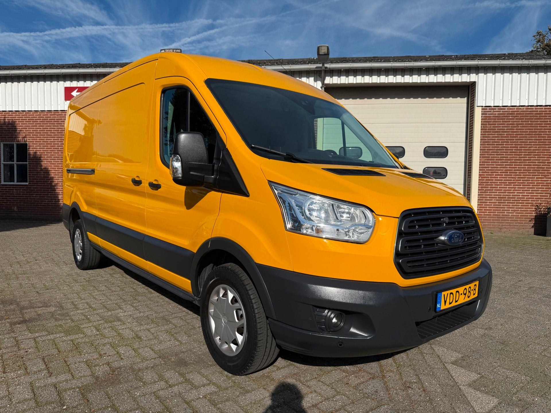 Ford Transit 350 2.0 TDCI L3H2 Trend 170pk cruise airco euro, Auto's, 13 km/l, Achterwielaandrijving, Euro 6, 2800 kg