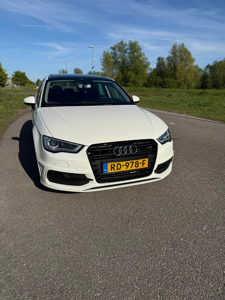 Audi A3 1.4 Tfsi 90KW Sportback S-tronic 2014 Wit, Auto's, Audi, 1395 cc, 650 kg, Particulier, Geïmporteerd