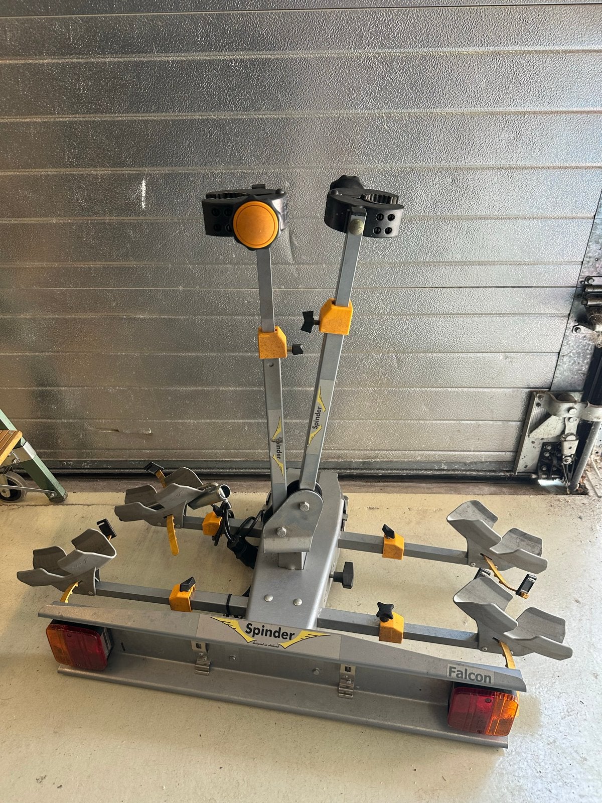 Spinder Falcon fietsendrager voor 2 fietsen, Ophalen, 2 fietsen, Gebruikt, Trekhaakdrager