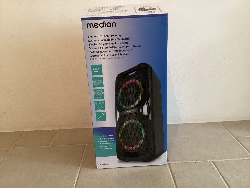 Muziekbox met lichteffecten, Audio, Tv en Foto, Basreflex, Party speaker, Ophalen of Verzenden, Zo goed als nieuw