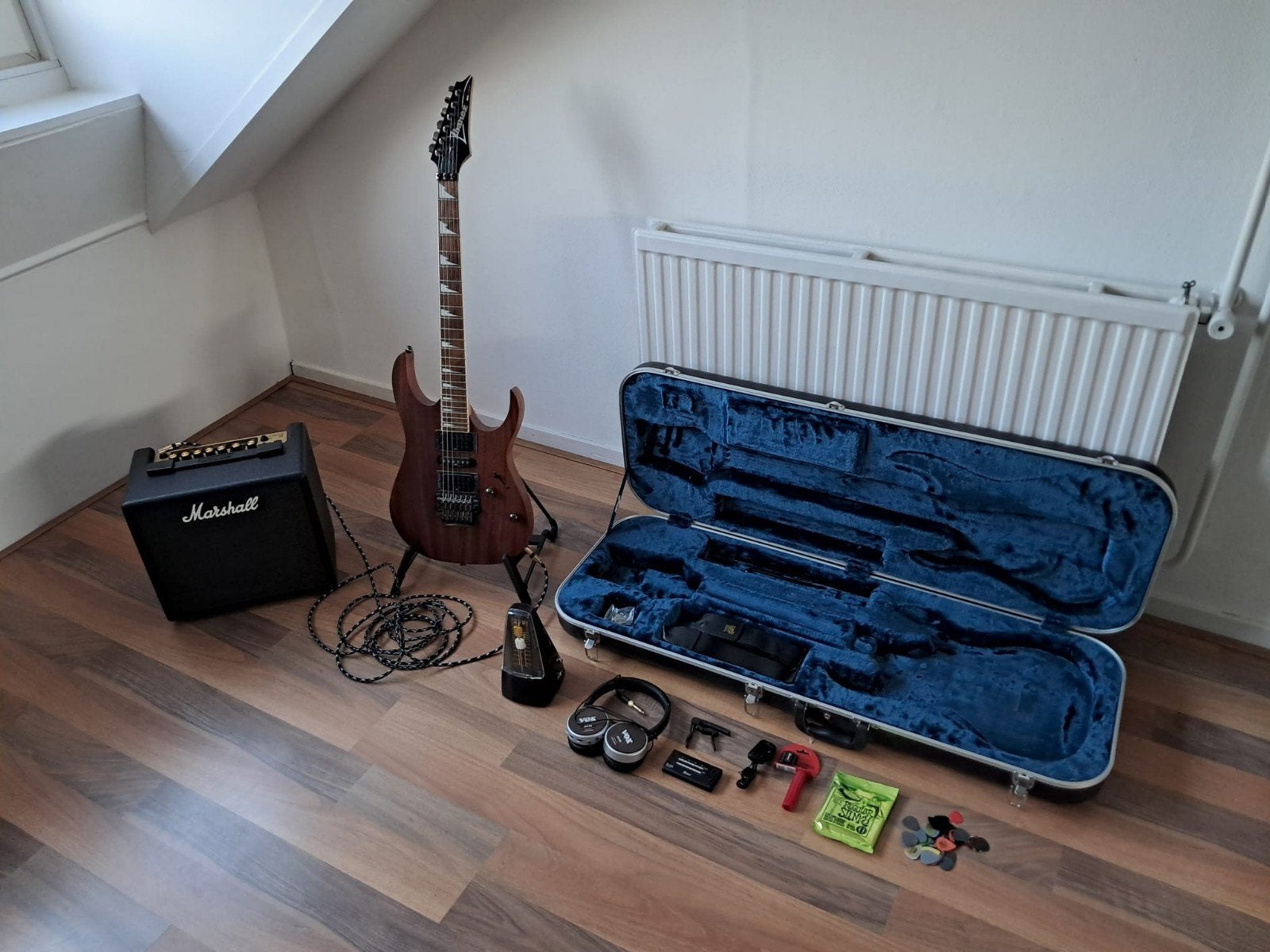 Complete set! Ibanez RG470MHZ + Marshall CODE25 + accessoire, Muziek en Instrumenten, Ibanez, Met versterker, Ophalen of Verzenden