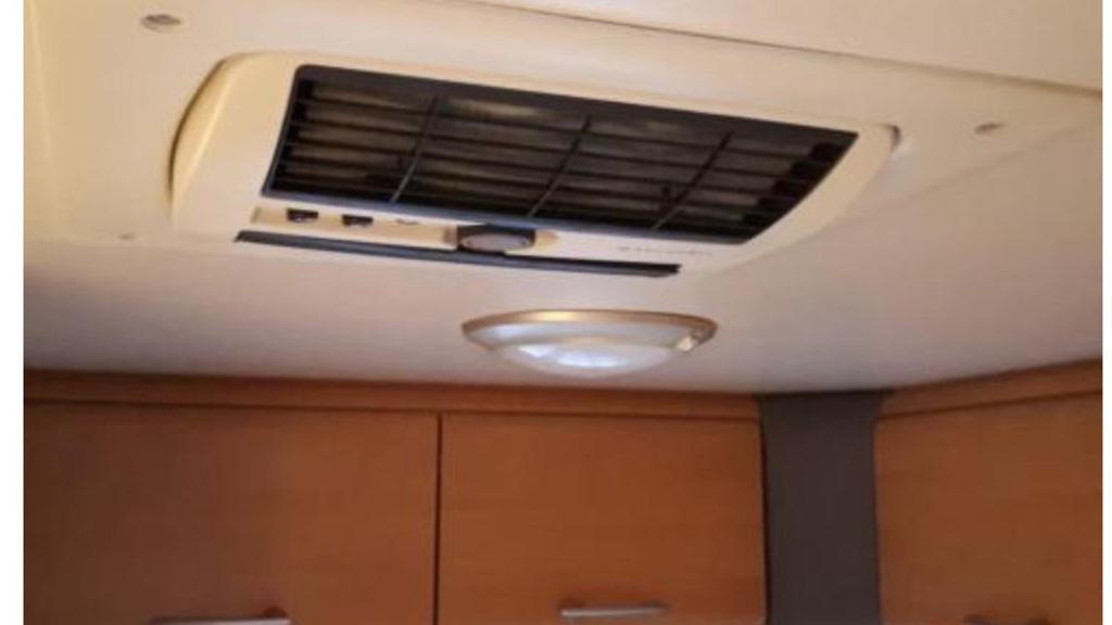 Knaus Sudwind 500 – Zeer compleet incl Volledige Inboedel, Rondzit, Particulier, 6 tot 7 meter, Lengtebed