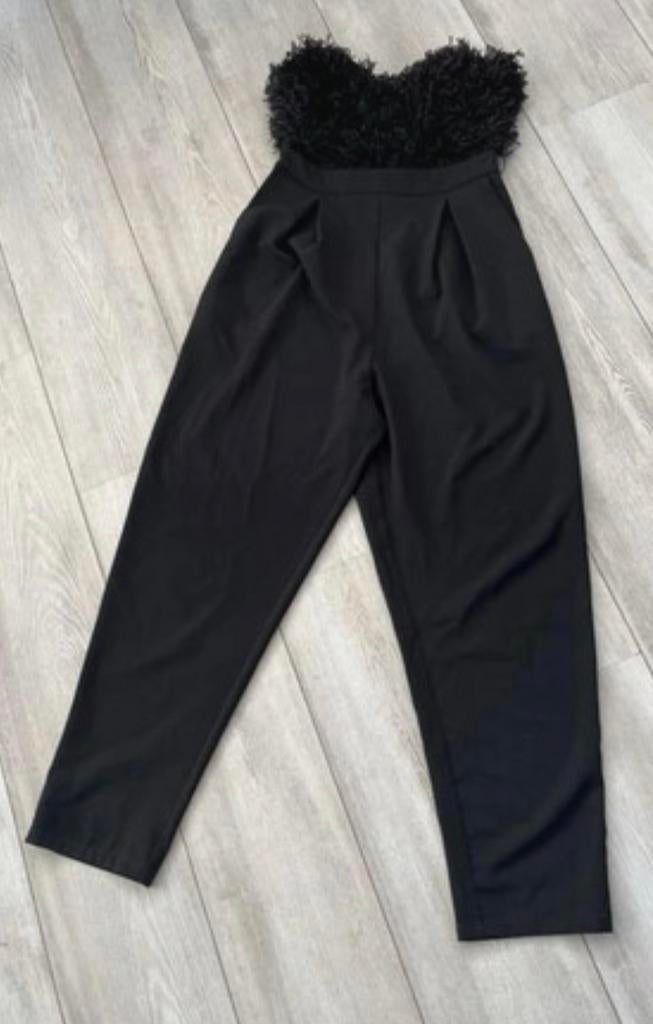 Zwarte jumpsuit met pluizige top, Ophalen of Verzenden, Zo goed als nieuw, Maat 34 (XS) of kleiner, Zwart