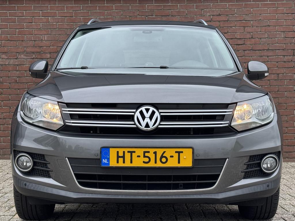 Volkswagen Tiguan 1.4 TSI SPORT&STYLE | NL-AUTO! | DEALER OH, Auto's, Volkswagen, Voorwielaandrijving, Euro 5, 15 km/l, Gebruikt