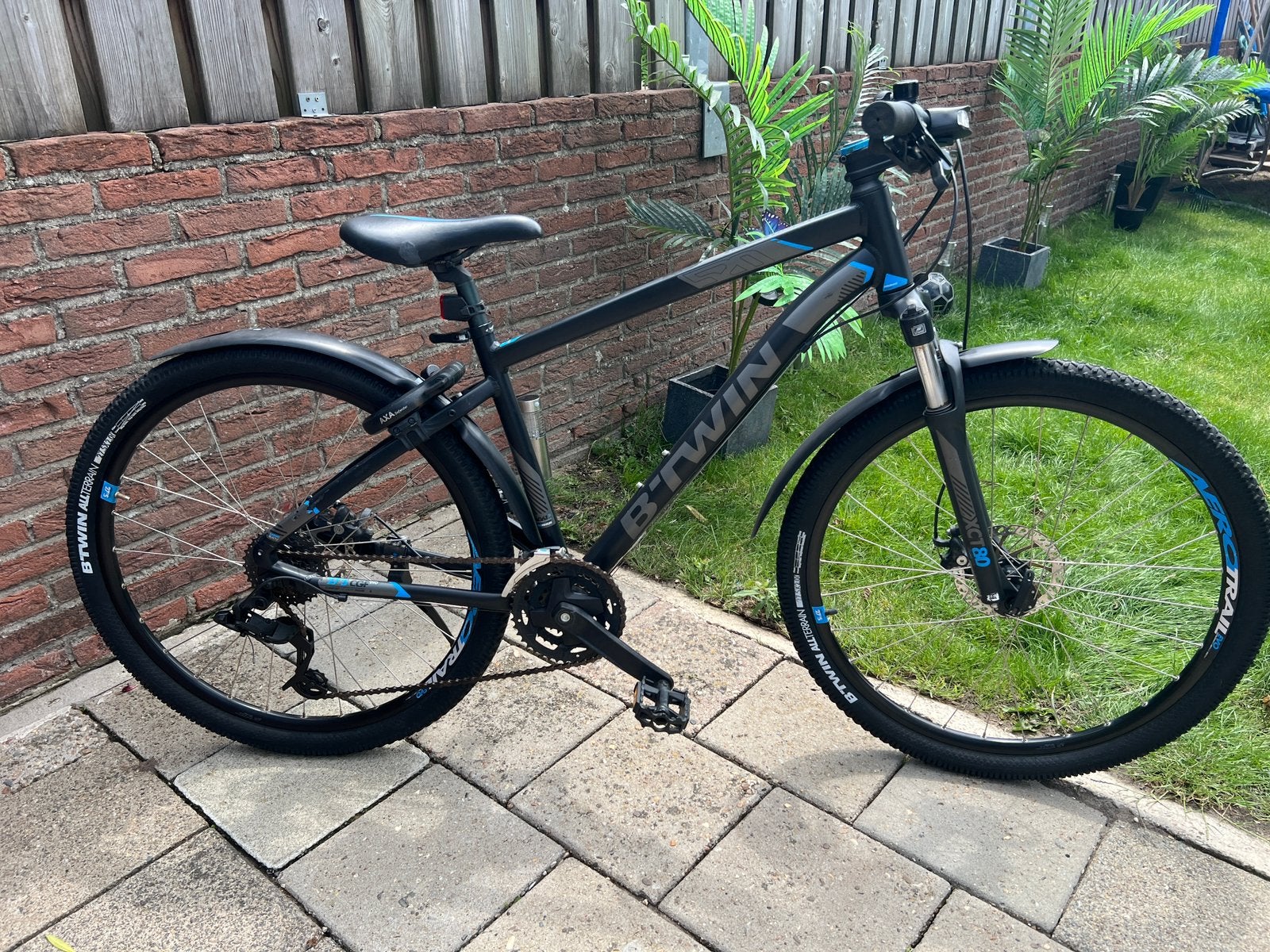 Perfect Rockrider ST520 Mountainbiker 27,5 inch 24 V, Versnellingen, Zo goed als nieuw, Schijfrem, Ophalen
