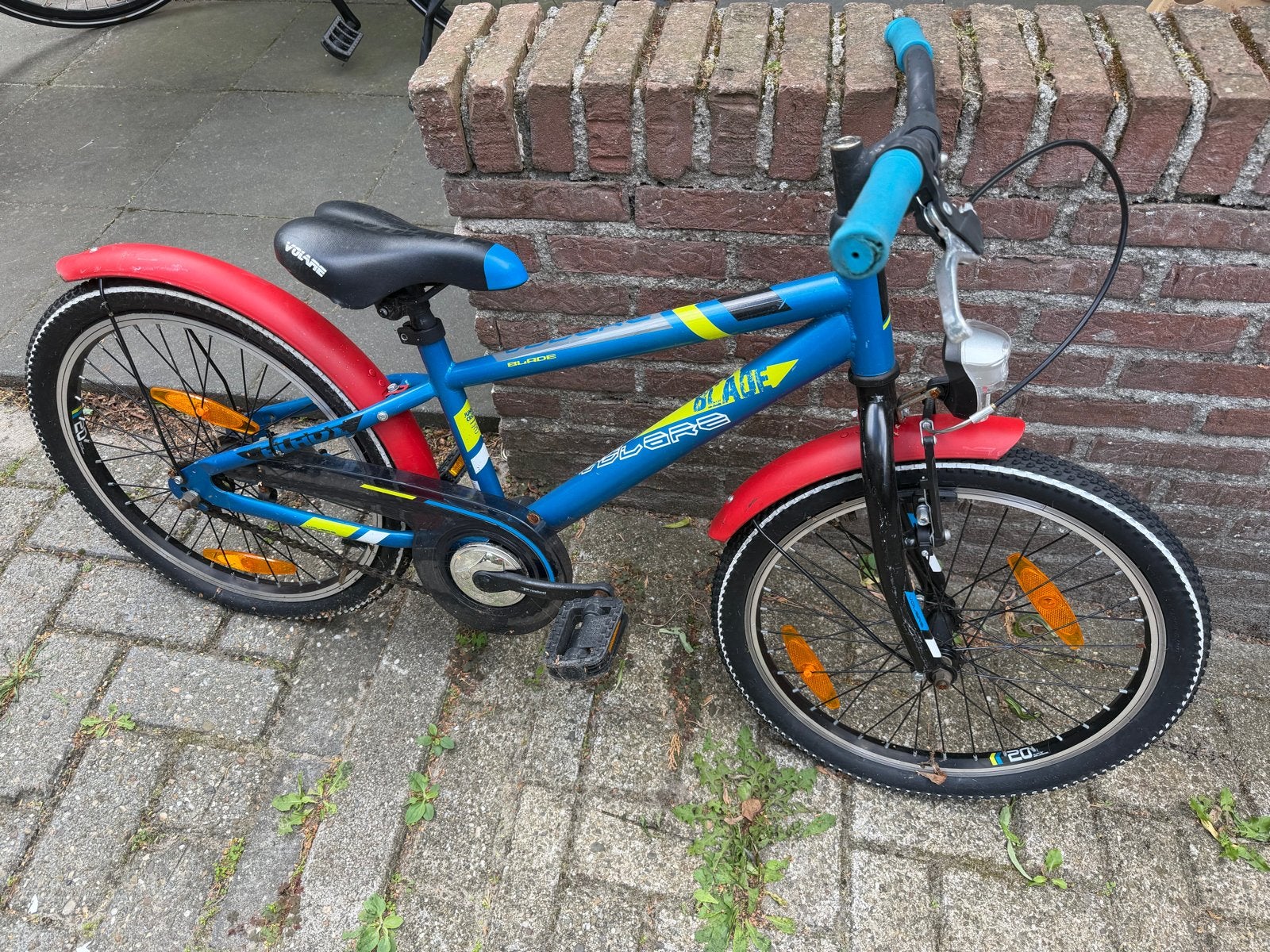Volare Blade Kinderfiets 20 inch  - Blauw/Rood, Ophalen of Verzenden, Gebruikt, Velgrem, 20 inch of meer