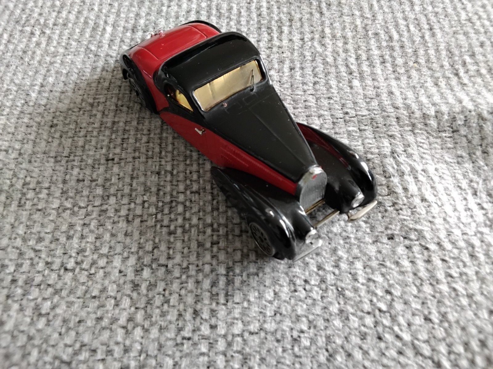 Modelauto idem bugatti atalanta 1934, Ophalen of Verzenden, Auto