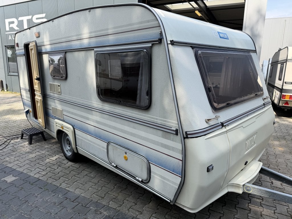 Wilk De Luxe 450 VOORTENT - DWARSBED - LICHTGEWICHT!, Dwarsbed, Bedrijf, Treinzit, 750 - 1000 kg