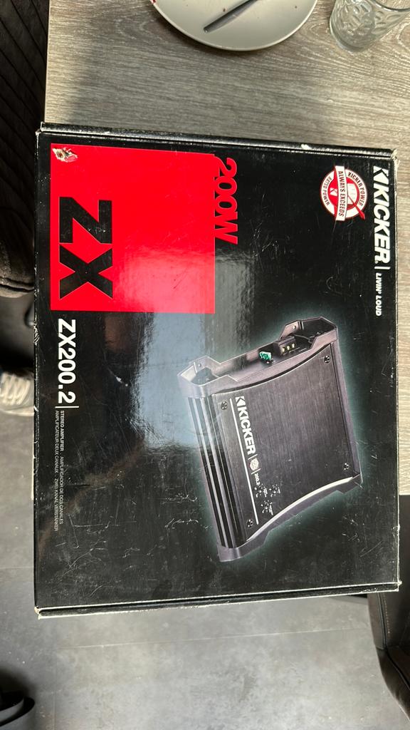 Kicker zx 200.2 stereo versterker, Auto diversen, Ophalen, Gebruikt