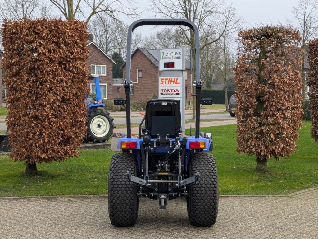 ISEKI 3267 eco compact trekker met gazonbanden, Niet ingevuld, Gebruikt, Niet ingevuld, Ophalen of Verzenden
