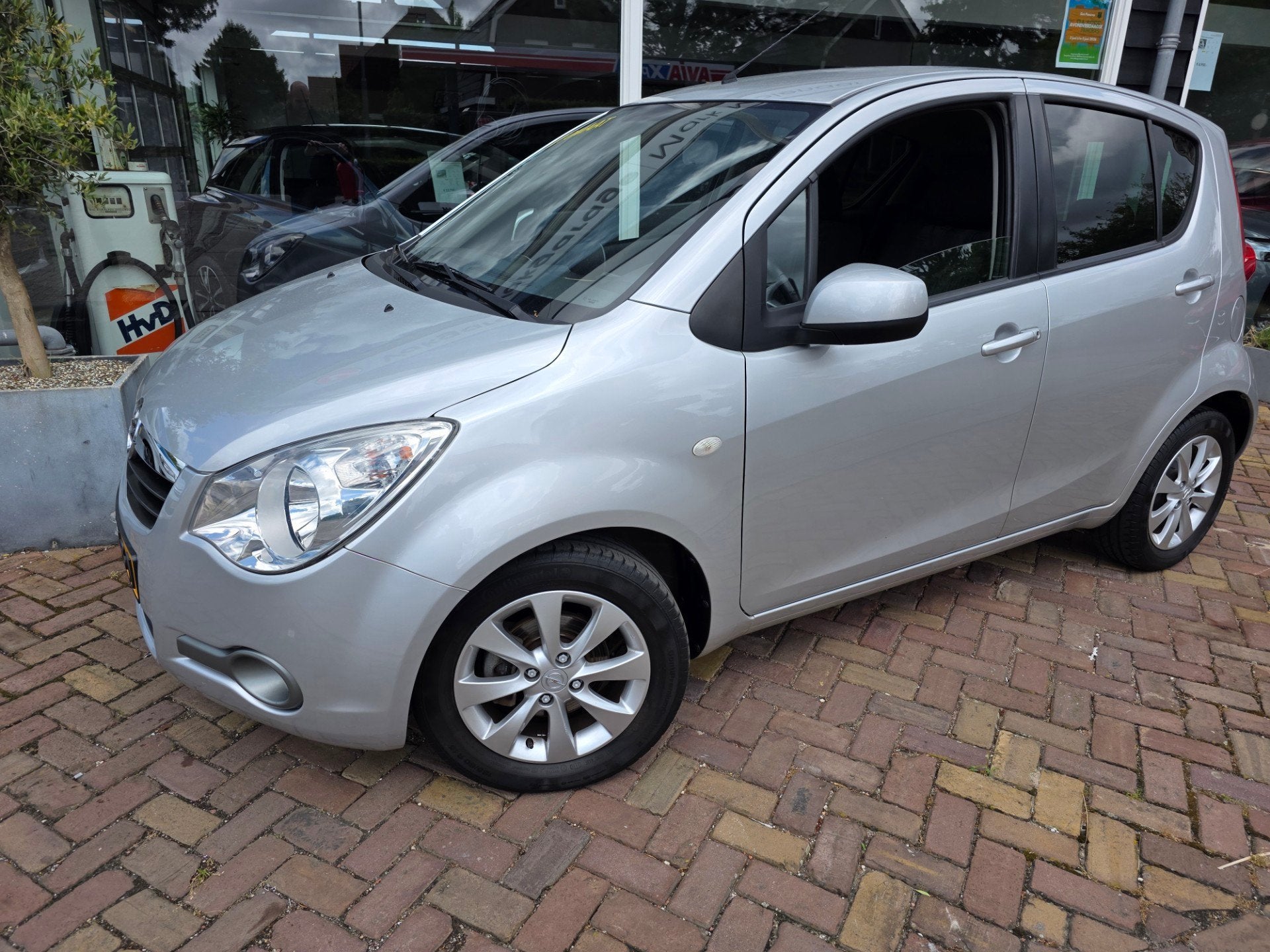 Opel AGILA 1.2 Editionautomaat,lage kmnette auto, Auto's, Gebruikt, 4 cilinders, Bedrijf, Metallic lak