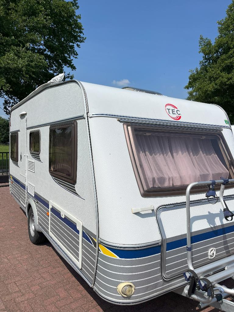 Mooie TEC 490 DB bouwjaar 2006, Caravans en Kamperen, Caravans, T.E.C., Rondzit, Bedrijf, 750 - 1000 kg