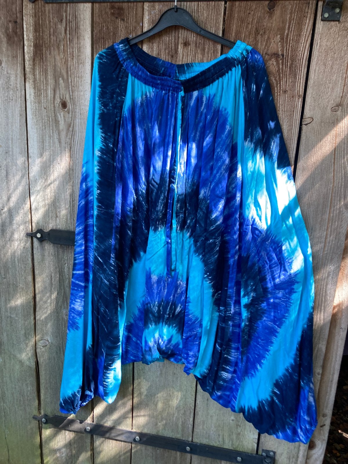 Prachtige laagkruis/zouave broek van Normal Crazy 40 / 46, Kleding | Dames, Grote Maten, Ophalen of Verzenden, Zo goed als nieuw