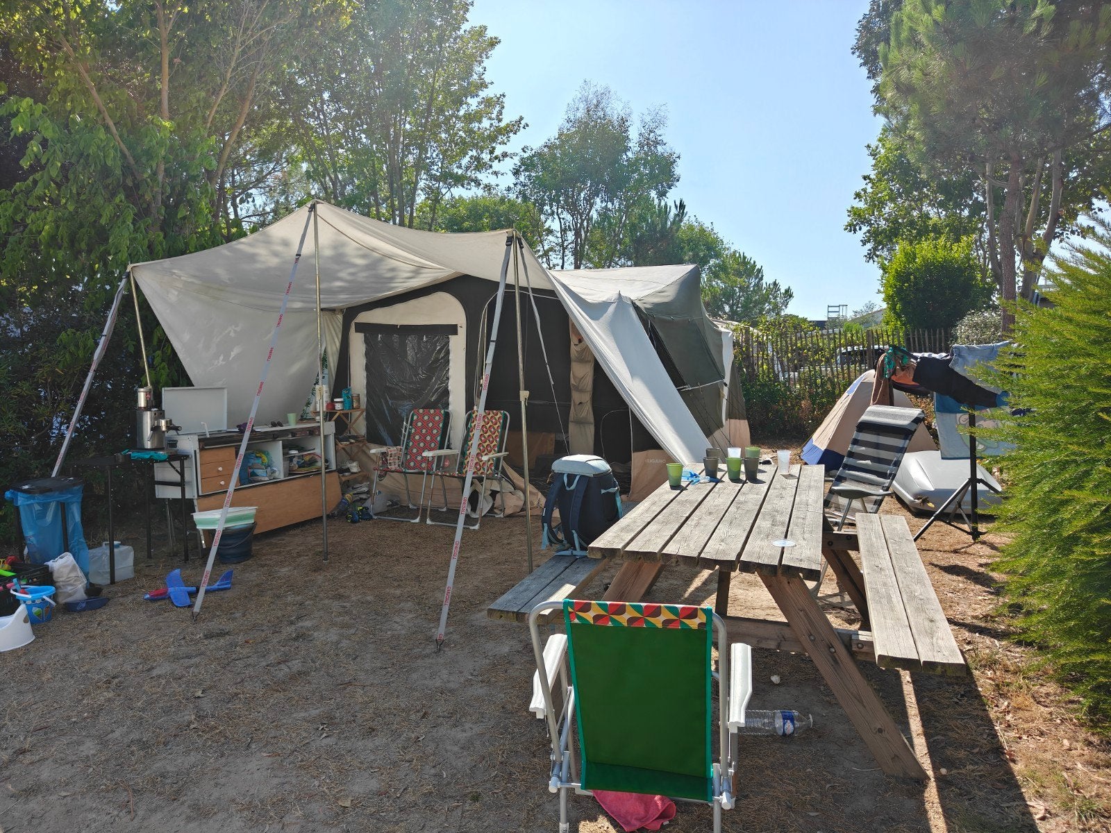 Trigano Odyssee vouwwagen uit 2011 - Compleet en comfortabel, Caravans en Kamperen, Vouwwagens, Ophalen, Trigano, Beige, Aanwezig